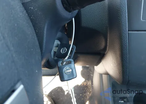 2009 Nissan Versa 1.8S из США, поврежденный, VIN 3N1BC13E59L466250